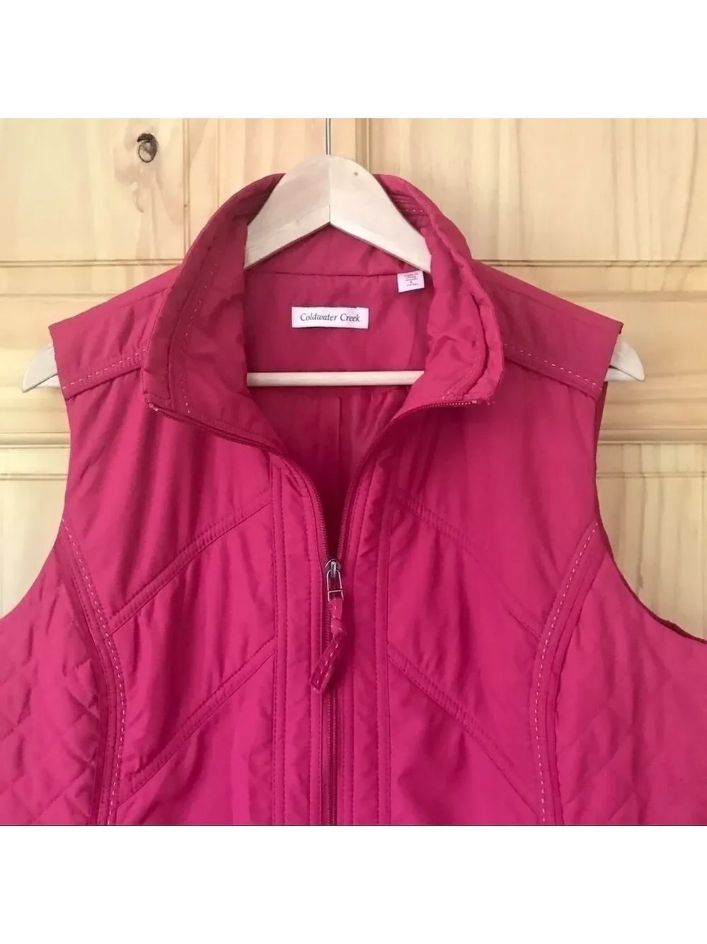 Coldwater Creek fuchsia lightweight quilted vest size large (14/16)